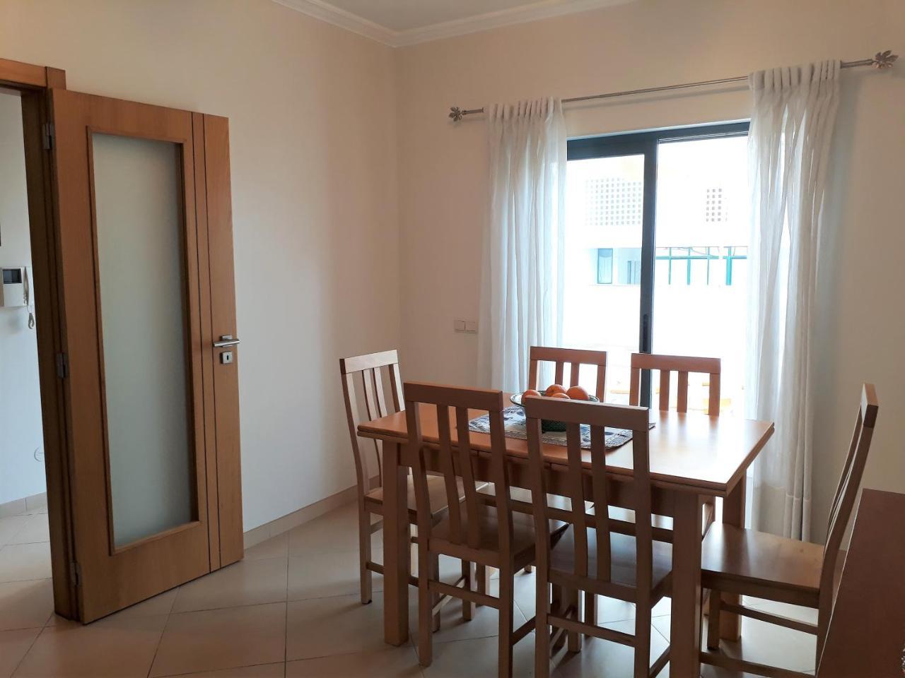 Apartamento T2 Tahíti - Terraço, Familiar, Garagem, Wifi Quarteira Exterior foto