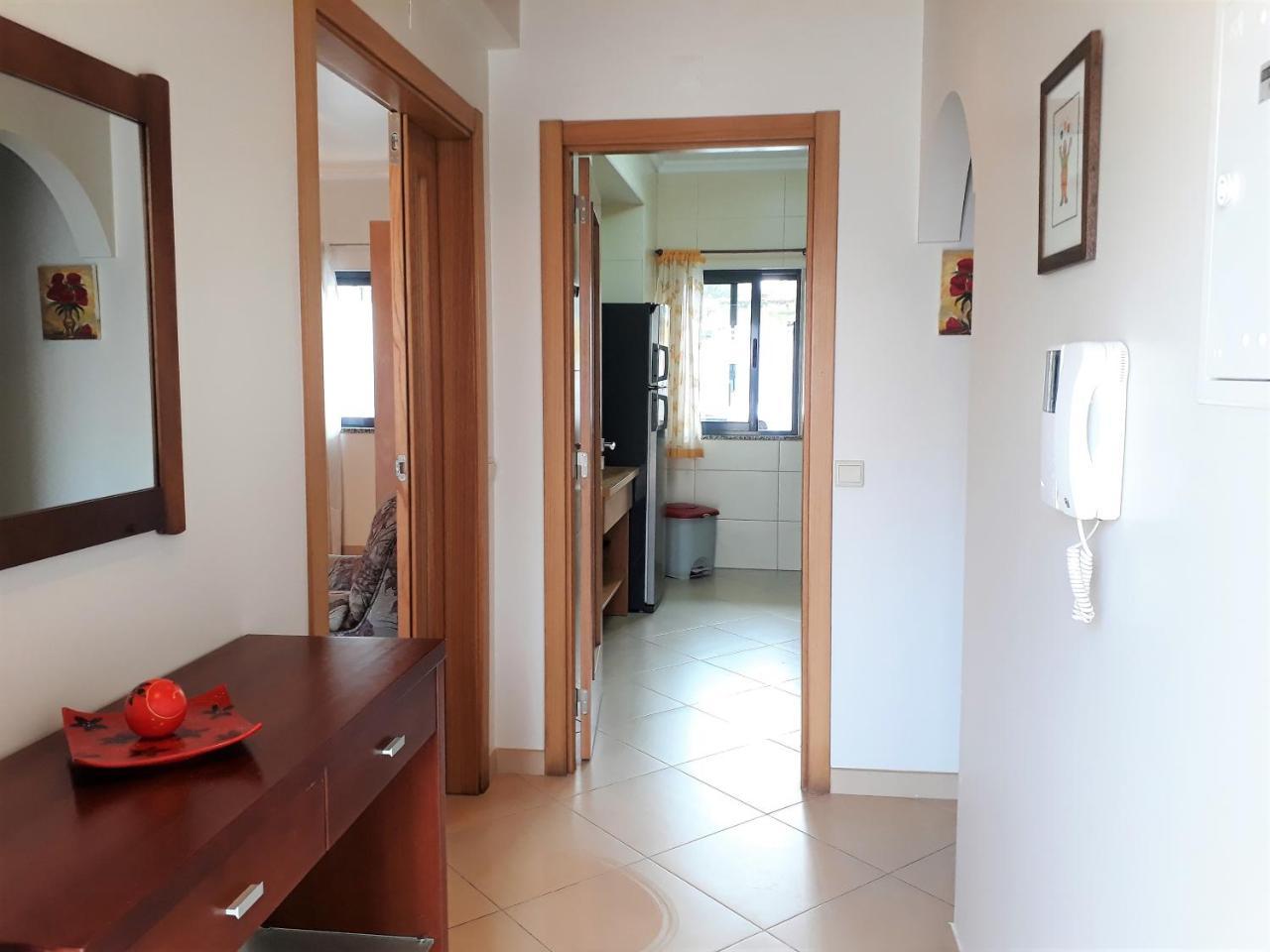 Apartamento T2 Tahíti - Terraço, Familiar, Garagem, Wifi Quarteira Exterior foto