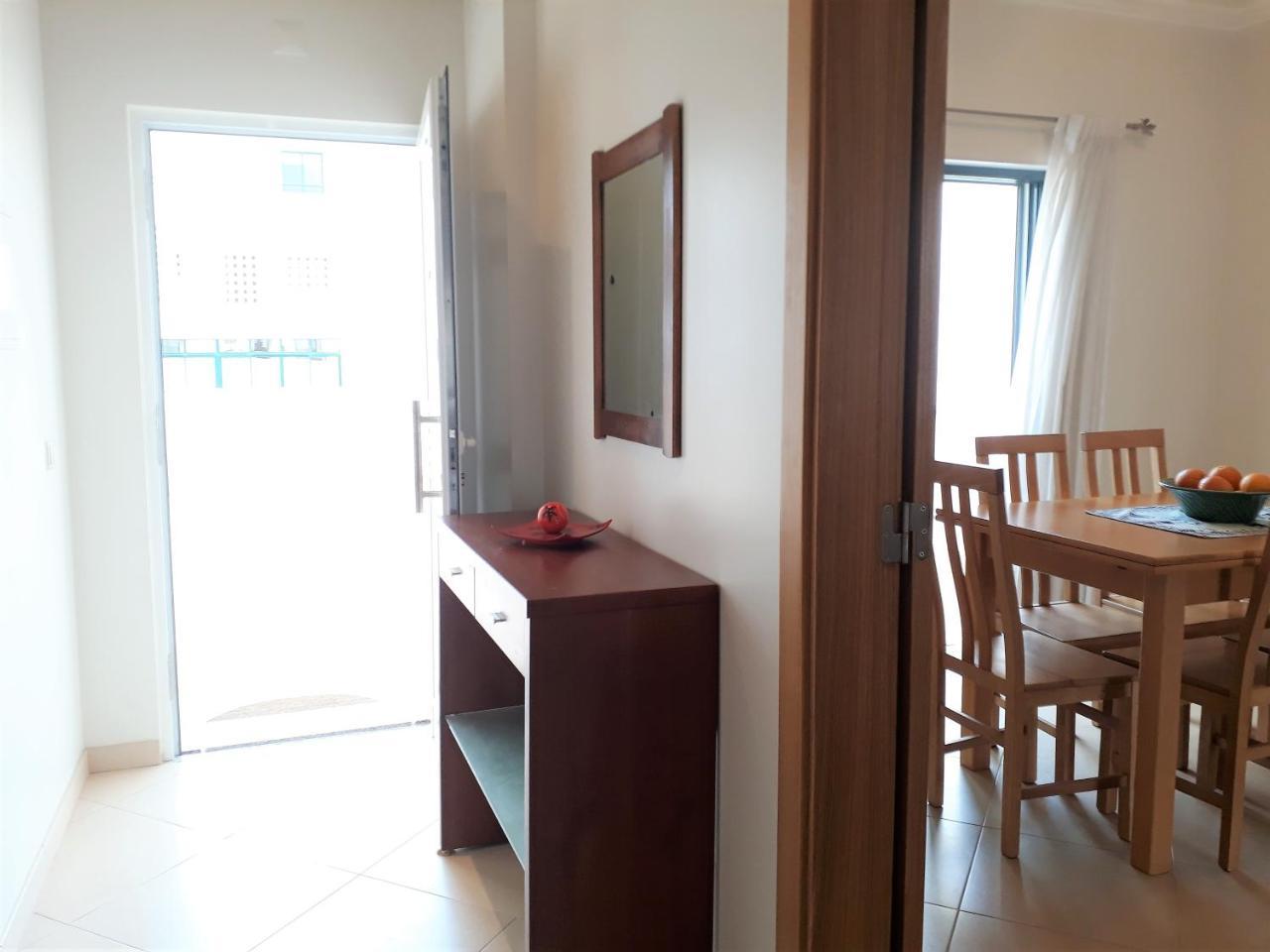 Apartamento T2 Tahíti - Terraço, Familiar, Garagem, Wifi Quarteira Exterior foto