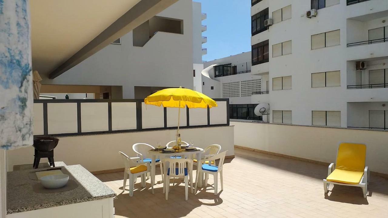 Apartamento T2 Tahíti - Terraço, Familiar, Garagem, Wifi Quarteira Exterior foto