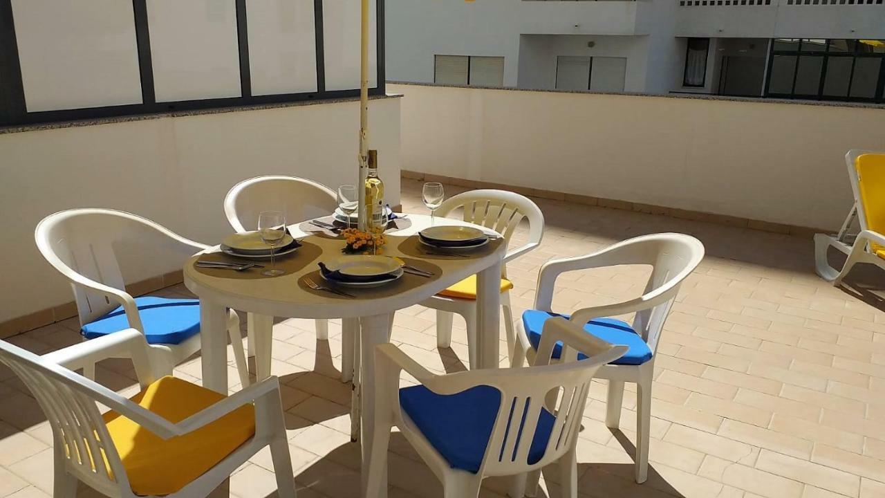 Apartamento T2 Tahíti - Terraço, Familiar, Garagem, Wifi Quarteira Exterior foto