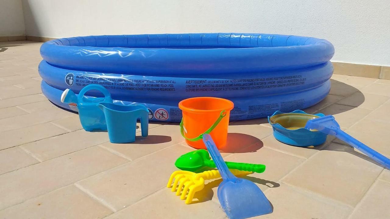 Apartamento T2 Tahíti - Terraço, Familiar, Garagem, Wifi Quarteira Exterior foto